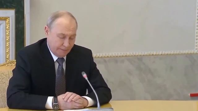 Путин на встрече с Уиткоффом сообщил, что обсудит возможную встречу с Трампом в Китае.