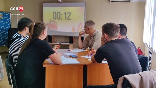 Гости в пожарной лаборатории