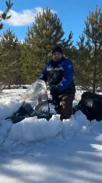 Дикое падение снега в плюс 10 градусов.