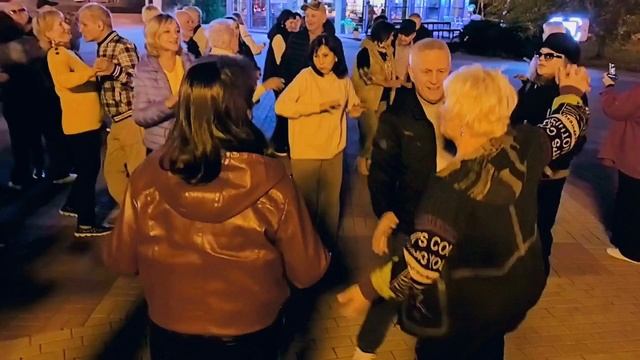 Спустилась ночь... 24.10.26...