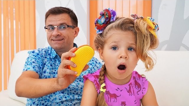 Diana y papá solos en casa