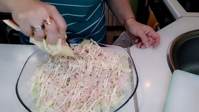 Праздничный стол на День рождения мужа✅ Готовлю Новые салаты? смотреть онлайн