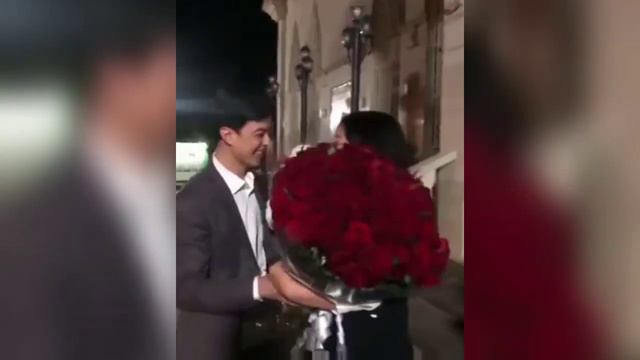 Гулжайна Атаканова, озунон 13 жаш кичуу жигиттин суйуусун кабыл алды. смотреть онлайн