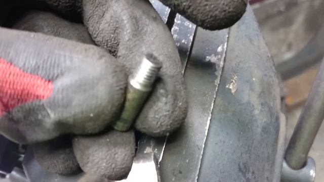 Strzelający zawias FILM 2z3 Peugeot 306 1999r kombi. смотреть онлайн