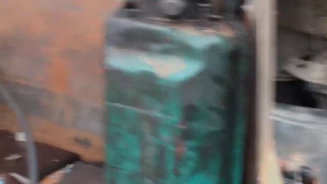 Эвакуатор почти готов смотреть онлайн