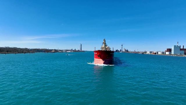 Detroit River Freighter Chasing with the Mavic 3 смотреть онлайн