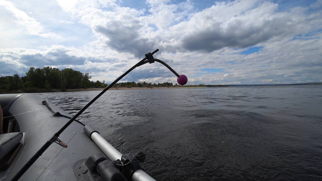 Рыбалка на кольцо на Волге смотреть онлайн