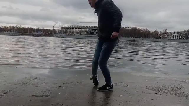 Lier & Gridin D'n'B Dance смотреть онлайн