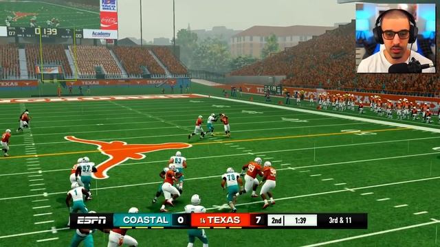 NCAA Football 14, but Modded (College Football Revamped) смотреть онлайн