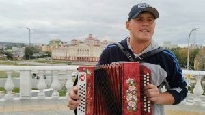 За глубинку. Исполняет Дмитрий Пестов в столице своей родины Саранск.