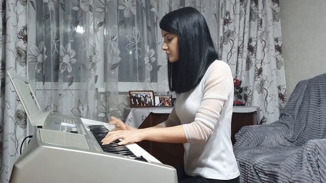 Roxette - Listen to your heart (piano cover by Diana) смотреть онлайн