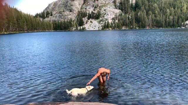 Max Travel: camping in Mammoth смотреть онлайн