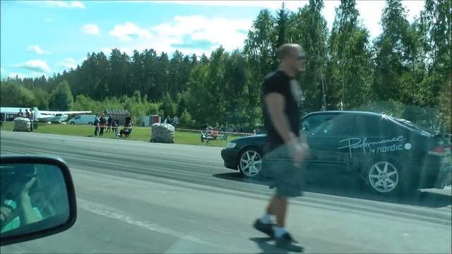 Volvo S40 420hp Autotech vs Saab 9-3 ~440hp Nordic Uhr смотреть онлайн