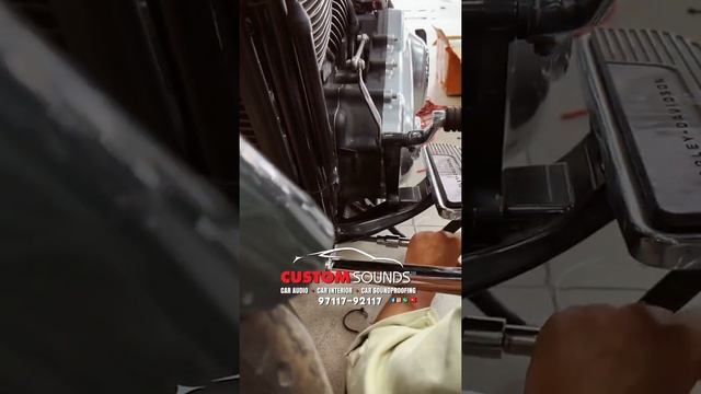 Harley Davidson Fatboy Limited Editions Audio upgraded -work in progress- CUSTOM SOUNDS, Delhi. смотреть онлайн