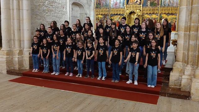 Pi Coro Y Coro Joven - Oye (Jim Papoulis)