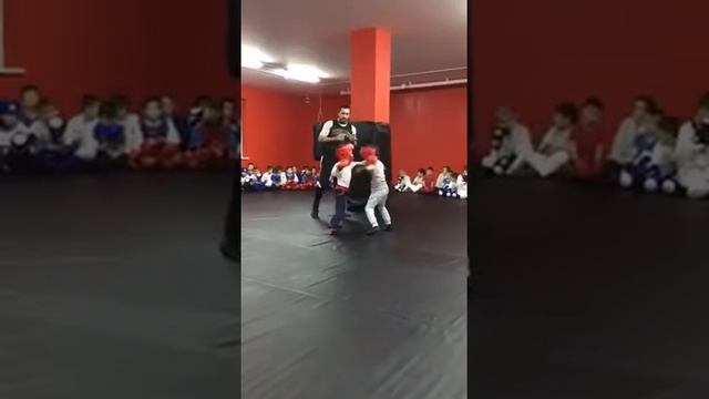 Рукопашный бой. Османчик выиграл .?????? смотреть онлайн