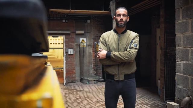 How To Style This Season's Must Have Brands: BELSTAFF смотреть онлайн