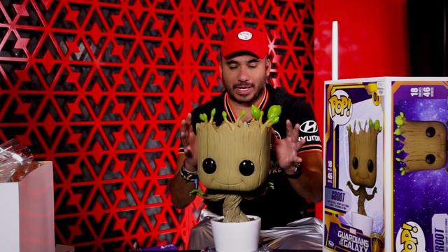 Funko Pop GROOT plantita GIGANTE #Unboxing смотреть онлайн