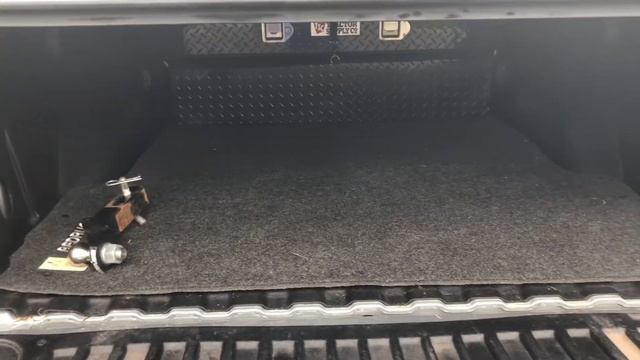 Chevy Silverado 6inch Lift and 35s смотреть онлайн
