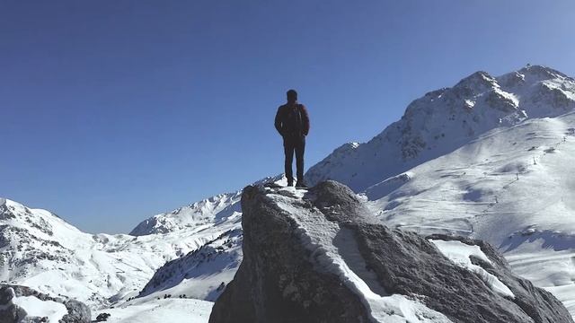 Hayallerinin Peşinden Git (Follow Your Dreams) смотреть онлайн