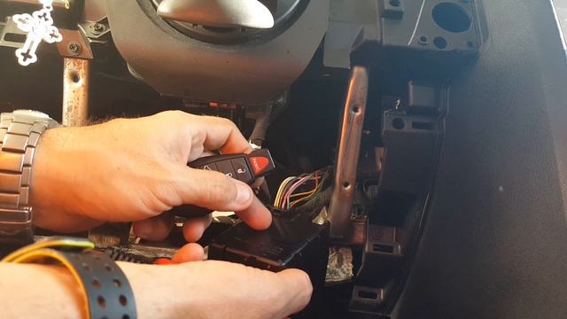Testing wireless ignition node module Chrysler Dodge Jeep ram plug connector смотреть онлайн