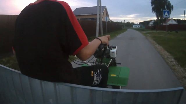 Обзор на дизельный мотоблок Варяг + тест-драйв + максималка.Часть #2 | Покатушки #11 | Будни 6 смотреть онлайн