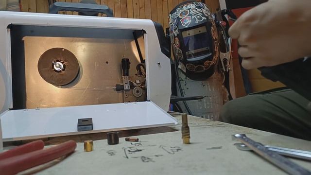 Andeli MIG-270TPL. Сварка алюминиевого уголка полуавтоматом в среде аргона. смотреть онлайн