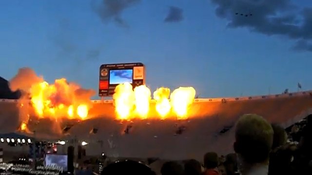 Истребители взорвали стадион смотреть онлайн
