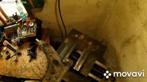 Volkswagen Caddy.Замена сайлентблоков переднего рычага,и передних ступичных подшипников..mp4