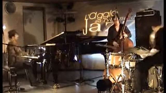 Tigran Hamasyan Trio "New Era" смотреть онлайн