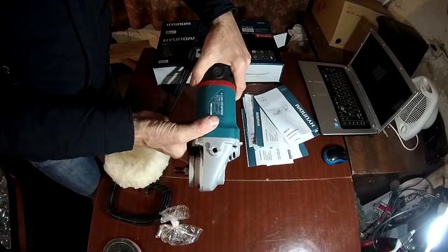 Полировальная машина с электронной стабилизацией числа оборотов