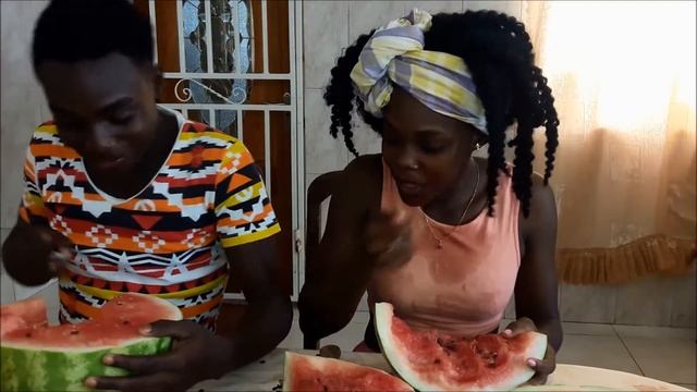 EAT A WHOLE WATERMELON CHALLENGE смотреть онлайн