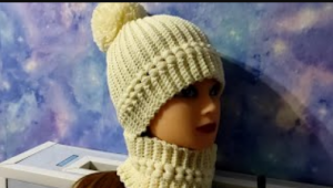 Шапочка поперечным вязанием крючком.  Комплект- шапочка и шарфик  для начинающих. (720p)