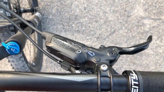 2020 SPECIALIZED STUMPJUMPER CARBON EXPERT 29 смотреть онлайн