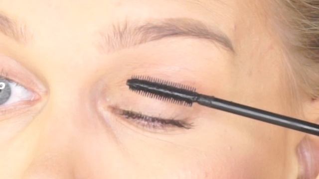 BAMBI LASHES MASCARA - Makeup Mekka смотреть онлайн