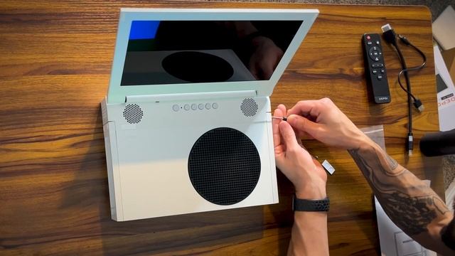 Portable Xbox Series S Monitor Unboxing & Setup смотреть онлайн
