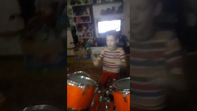 Бей Барабанщик