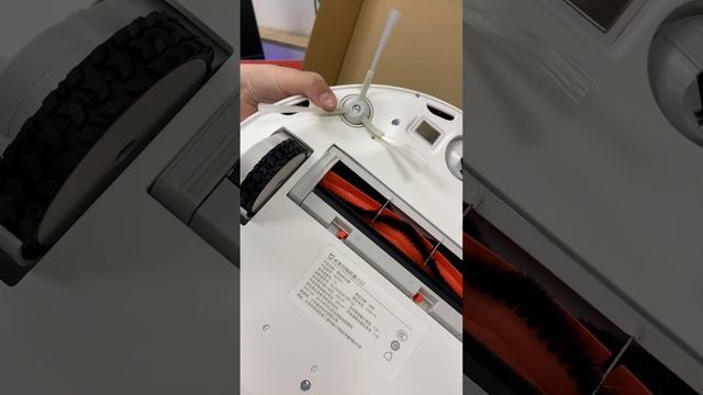 Робот-пылесос Xiaomi MiJia Sweeping Robot G1 смотреть онлайн