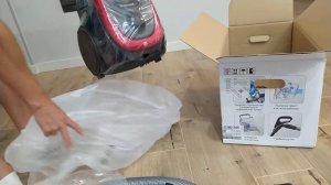 Распаковка — Пылесос Samsung SC18M2130SR