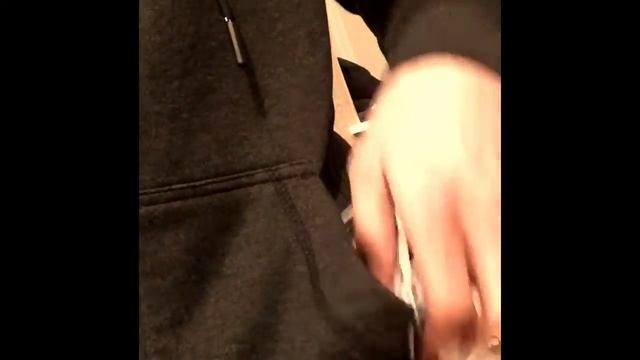 Apple Ear Pods - "недообзор" наушников смотреть онлайн