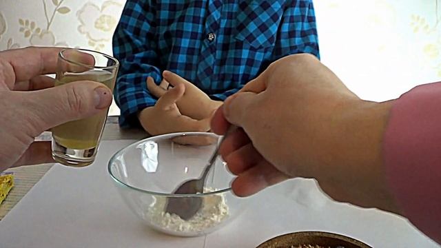 Медовая Палочка для Попугая (Лайфхак) смотреть онлайн