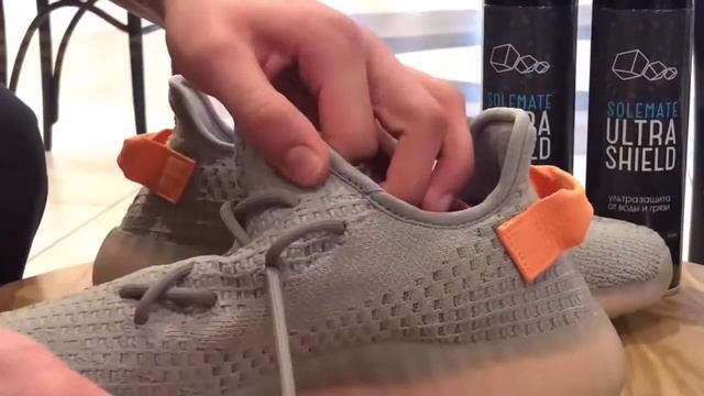 Как правильно зашнуровать в стиле kaws Yeezy 350V2 смотреть онлайн