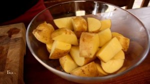 Баранья лопатка запечённая в духовке с картошкой...