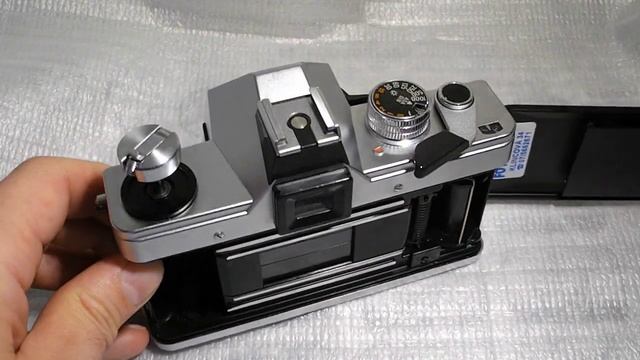PRAKTICA MTL5 - Pentacon 1,8/50mm, overview 15.5.2020 смотреть онлайн