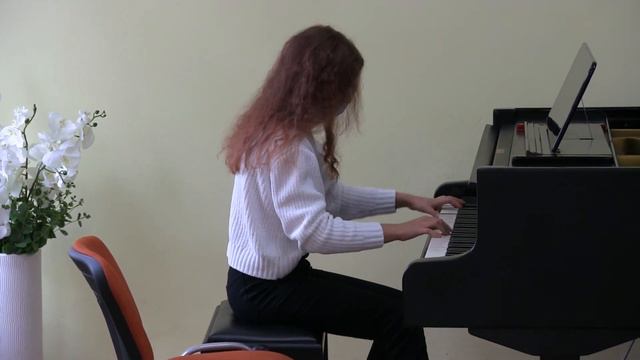 Робота над подоланням складностей в осягненні фактурного та драматургічного аспектів музичного твор