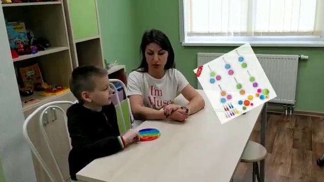 Видео обзор и польза Игрушки Pop it смотреть онлайн