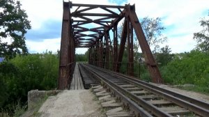 Железнодорожный мост и железнодорожный путь около Трикотажной фабрики в городе Кохма