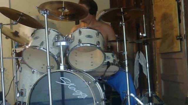 Eric Clapton - Cocain - Drum Cover смотреть онлайн