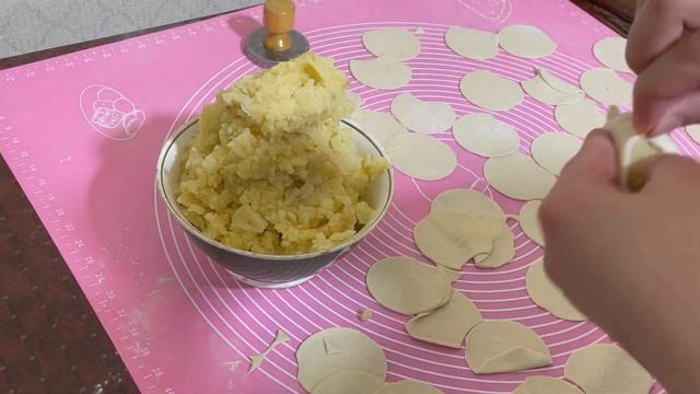 КАК приготовить Курзе из картошки. Подробно показываю как готовят курзе. Курзе с картошкой смотреть онлайн