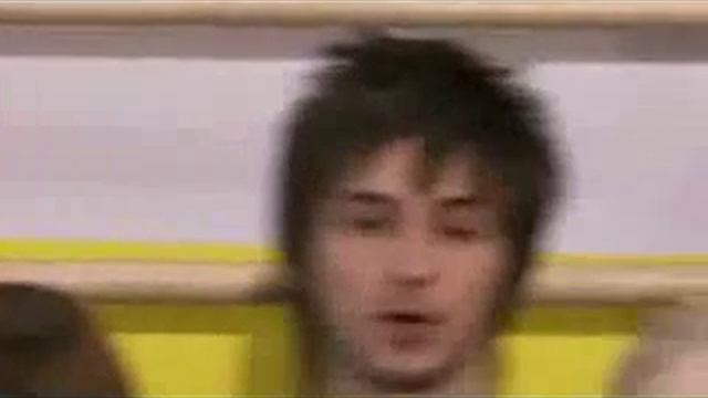 Дьявол носит кеды смотреть онлайн